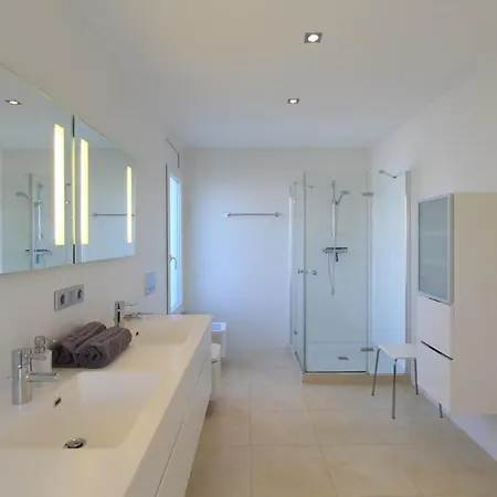 Villa Leon Inmo Villa Olivia - 10039 Empuriabrava