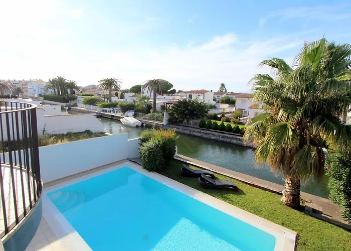 Leon Inmo Olivia - 10039 Villa Empuriabrava