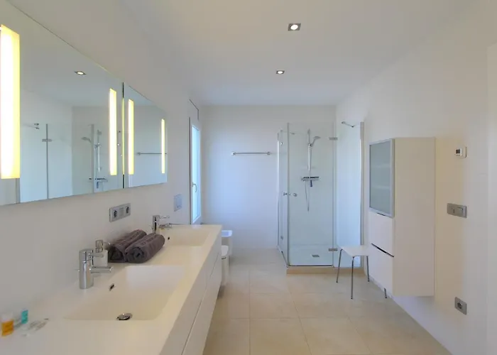 Villa Leon Inmo Olivia - 10039 Empuriabrava