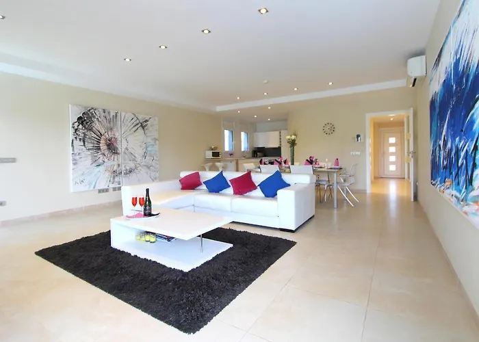 Villa Leon Inmo Olivia - 10039 Empuriabrava