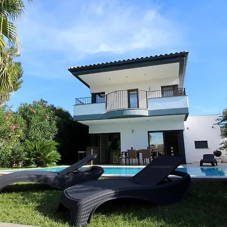 Leon Inmo Villa Olivia - 10039 Empuriabrava